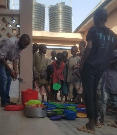 Feeding Almajiri children